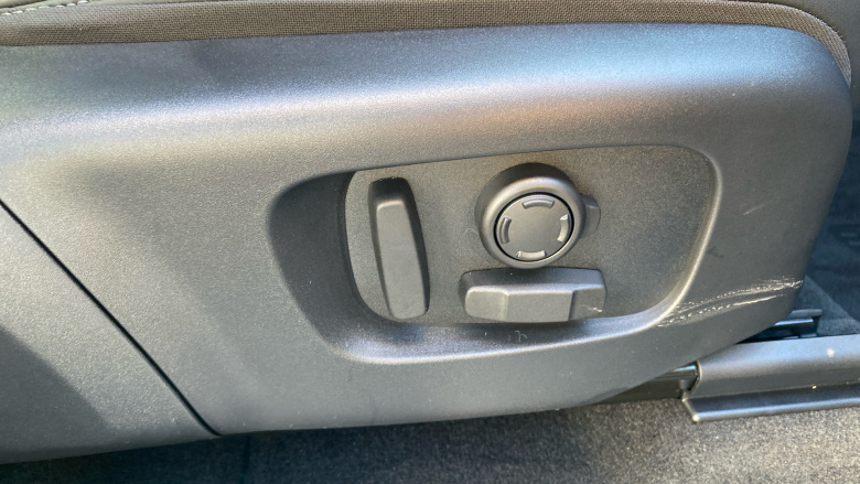 Land Rover Discovery Sport 1.5 P270e Metropolitan 5dr Auto [5 Seat] Station Wagon